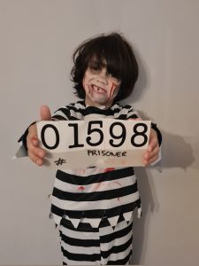 halloween ideas dublin Child in prisoner Halloween costume